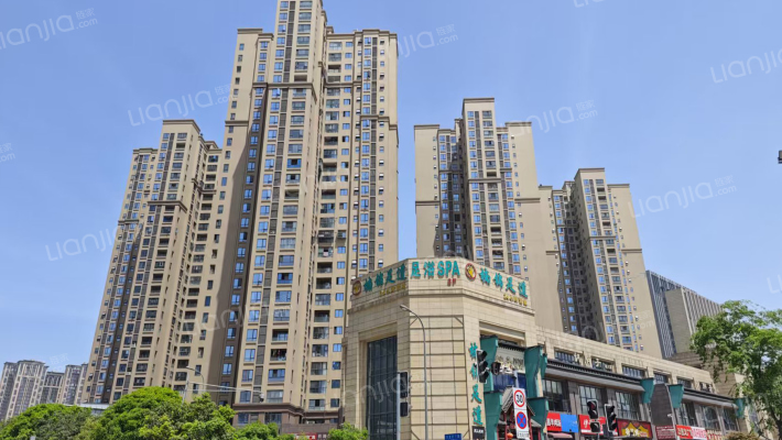 北斗七星城外景图