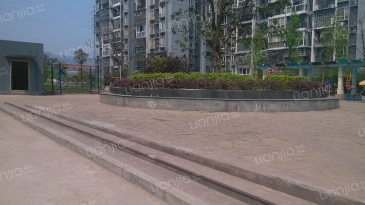 石龙小区外景图