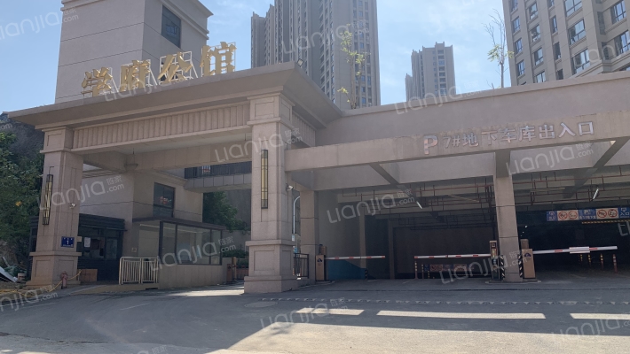 学府公馆外景图