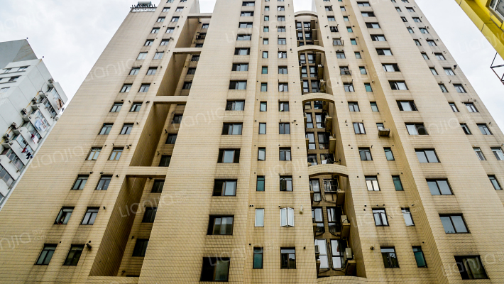 百乐公寓外景图