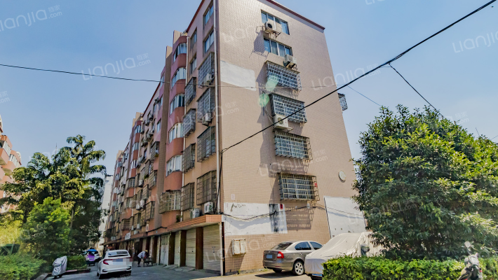 教室宿舍外景图