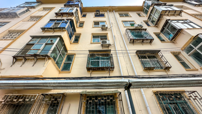 消防后家属楼外景图