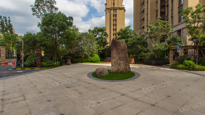 金辉天鹅湾外景图