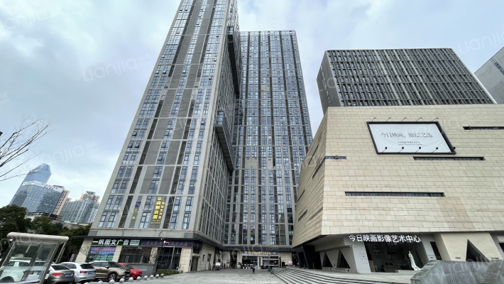 阳光城·启航中心外景图