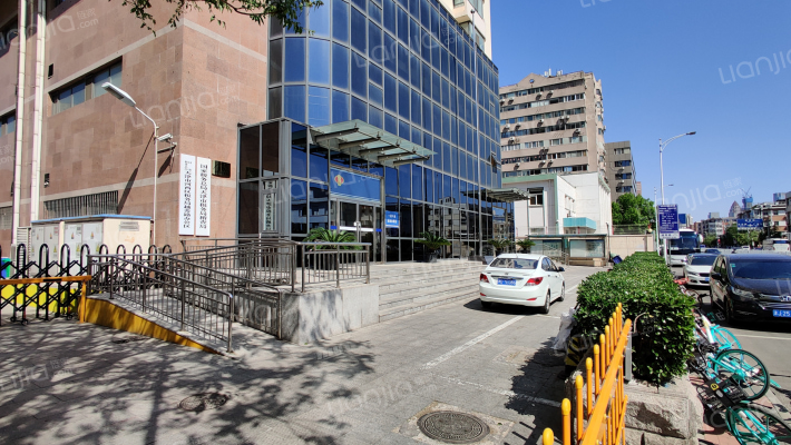 越秀大厦外景图