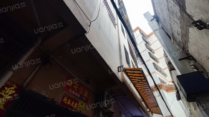 金花公寓外景图