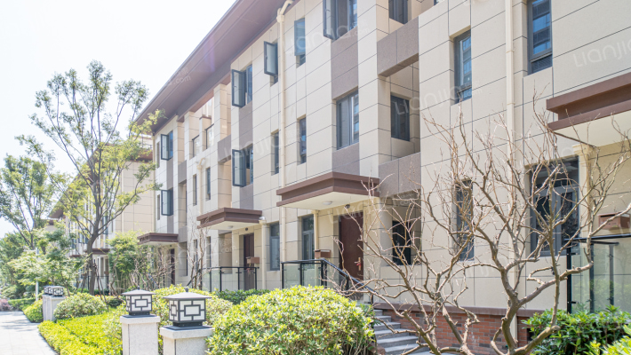 碧桂园颐和樾园外景图