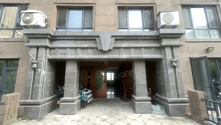 鼎盛朗庭园外景图