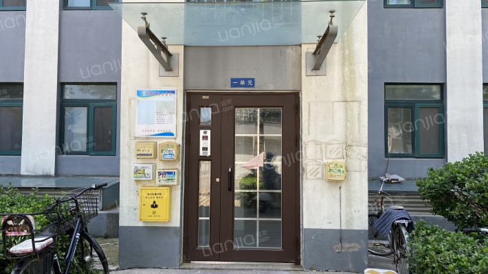 龙居甲苑外景图