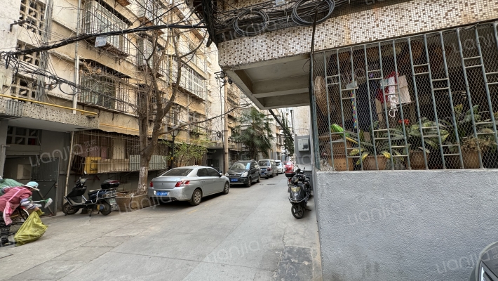 金碧街道弥勒寺社区外景图