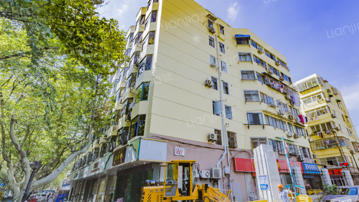 北校尉营外景图