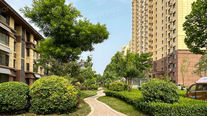 紫荆假日外景图