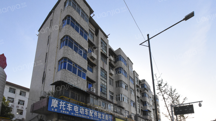 许昌市一中住宅楼外景图