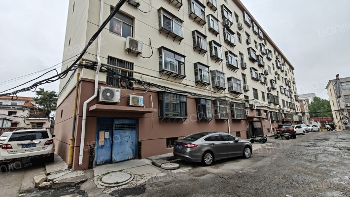 食品厂宿舍外景图