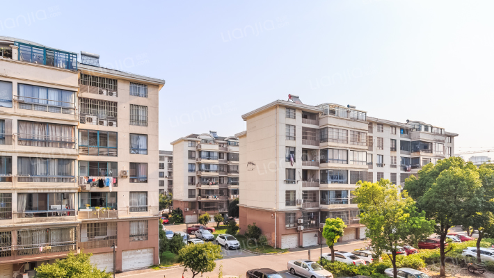 彩云花园外景图