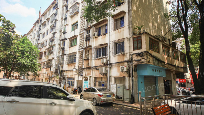 立新路49弄外景图