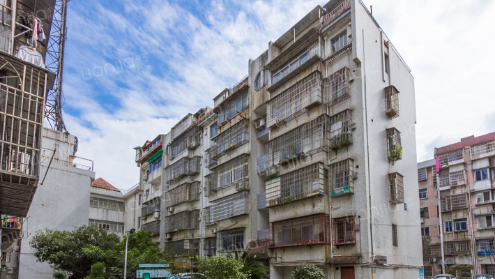 长诏公寓外景图