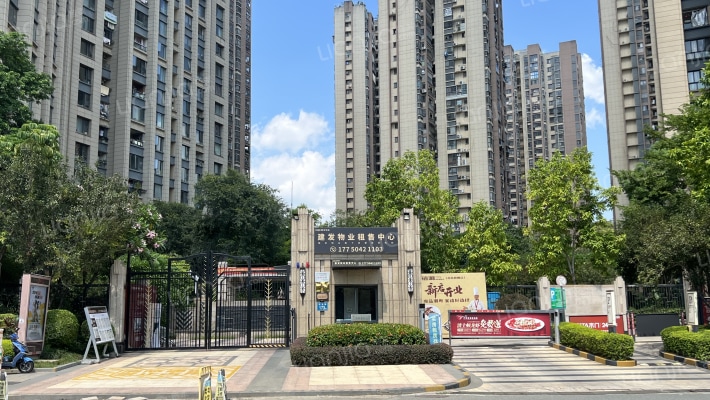 建发领第御湖湾外景图