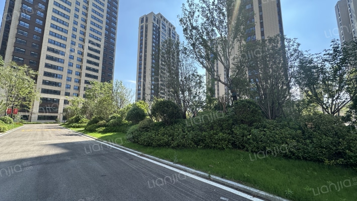 十里景园西区外景图