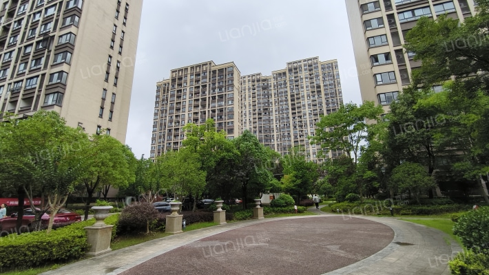 亚东同城逸境外景图