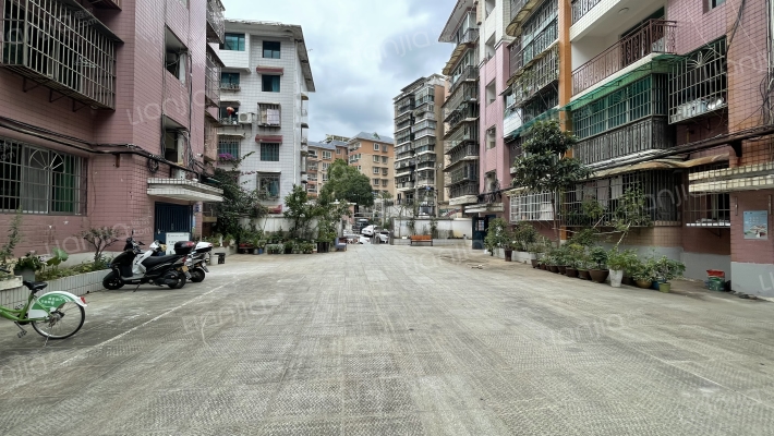 蟠龙巷16号外景图