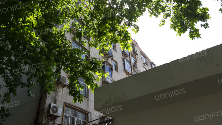 经一路10号院附30号院外景图