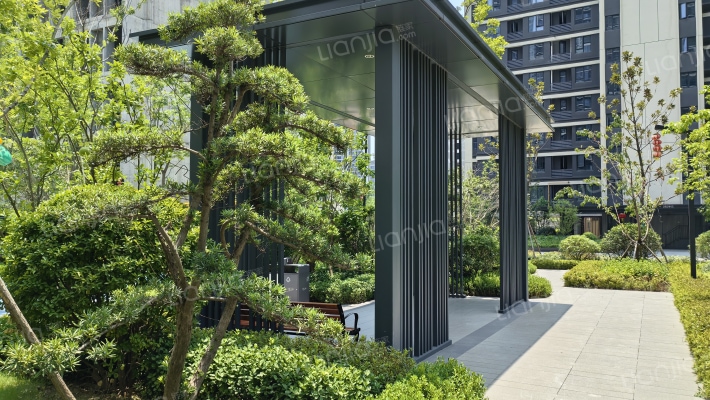 环球融创会展上东区东五区外景图