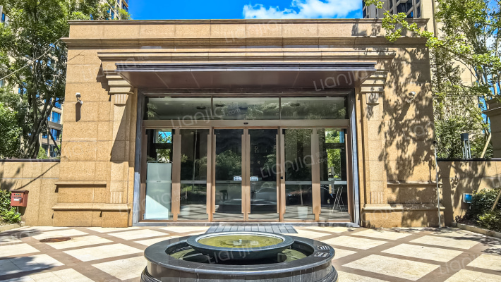 二号府邸外景图