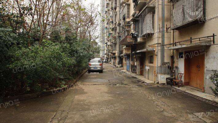 铸造厂宿舍外景图