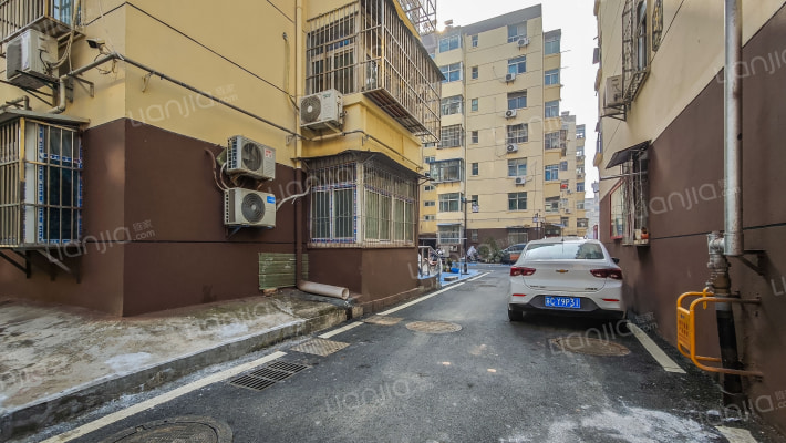 珠苑里一村外景图