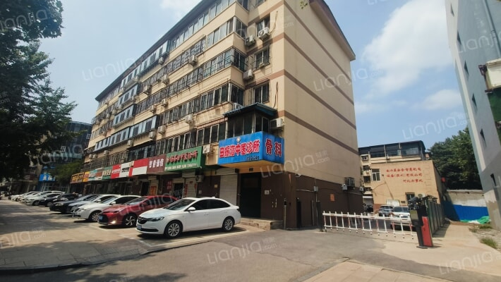 龙城8号院外景图