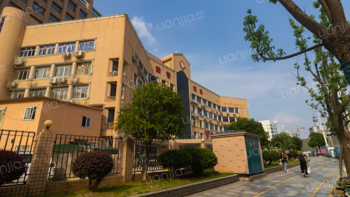 武警医院外景图