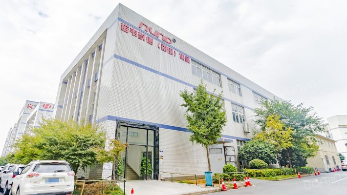 武汉研创中心外景图