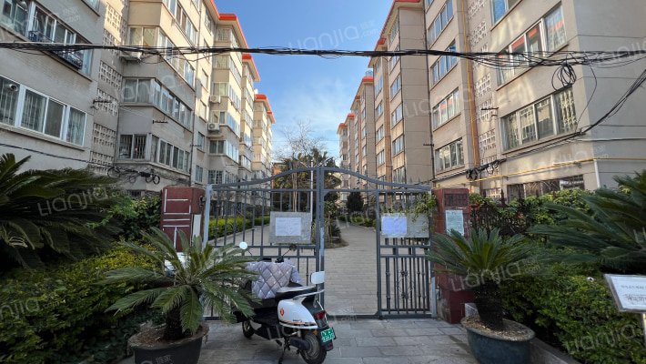 云南省药物依赖防治研究所宿舍外景图