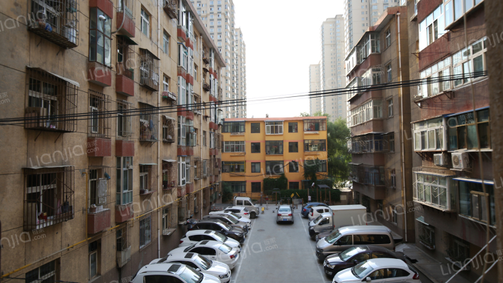 程苑小区外景图