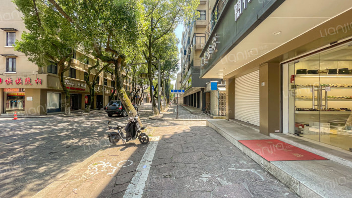 解放路151号外景图