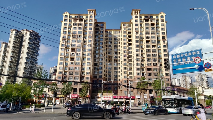 皇冠国际社区四期外景图