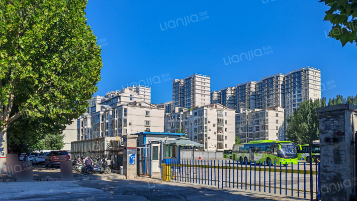 方诚花园外景图