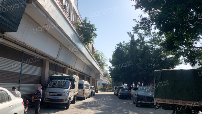 新世纪花园外景图