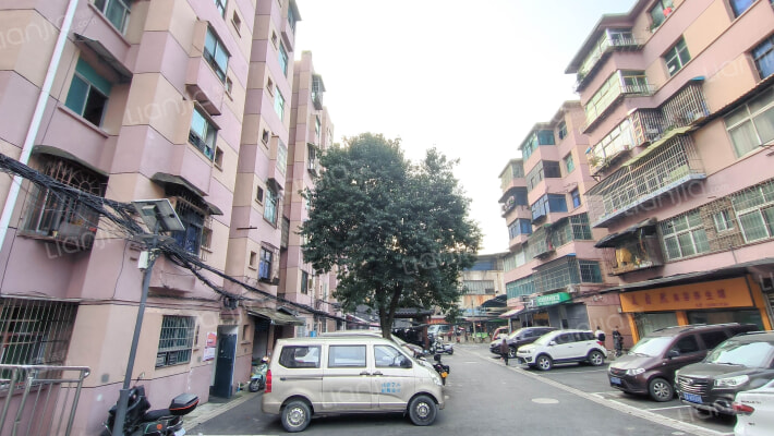 大山洞农贸市场外景图