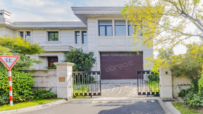 钱湖比华利北区外景图