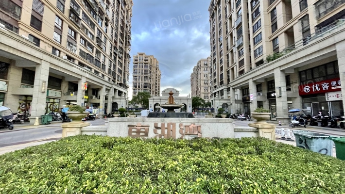 东湖湾B区外景图