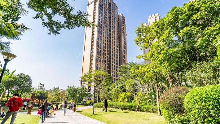 荣和 · 公园悦府外景图