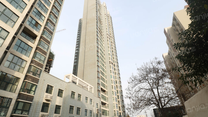 蓝堡佳苑外景图