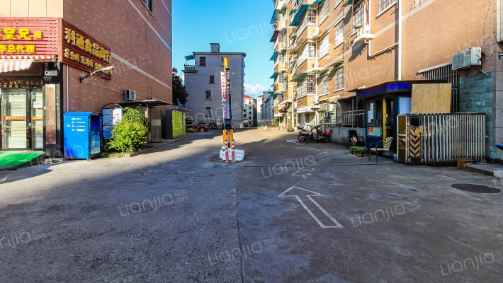 迎宾花园外景图