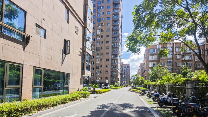 东鸿锦园外景图