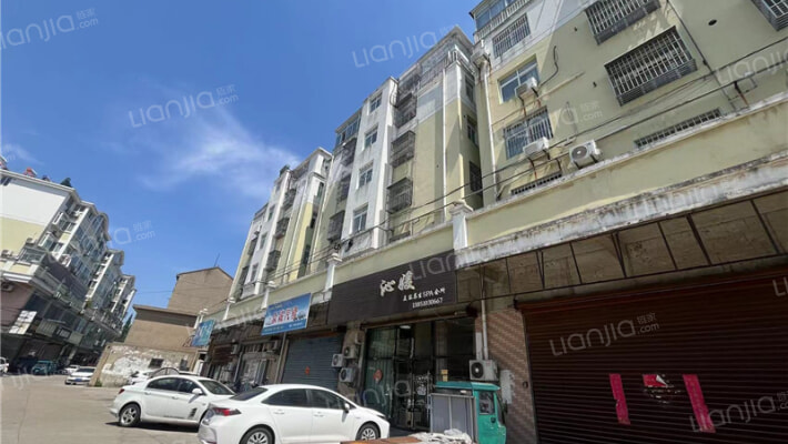 老轮船码头宿舍外景图