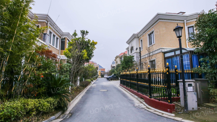 塞纳翡翠庄园金玉苑外景图