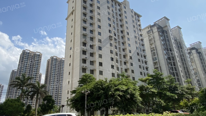 中景花园外景图