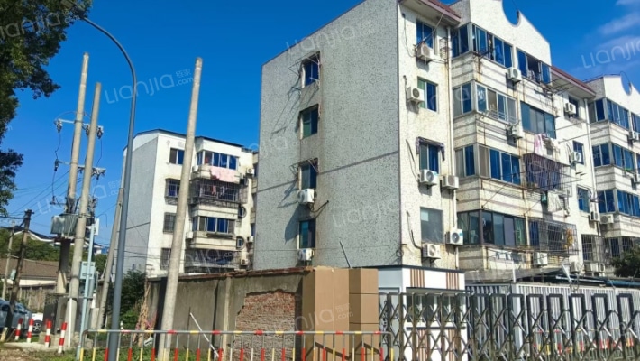 中学教师楼(巴城)外景图